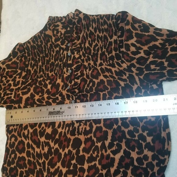 NEW J.Crew Smocked Popover Top in Leopard Crinkle - Picture 8 of 9